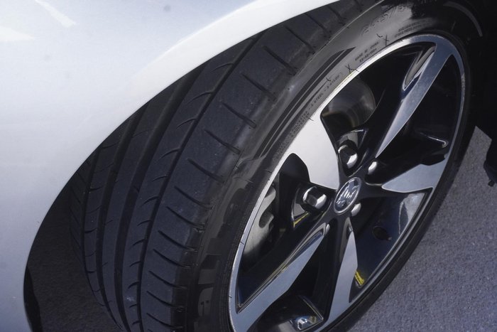 2016 Holden Commodore SV6 Black