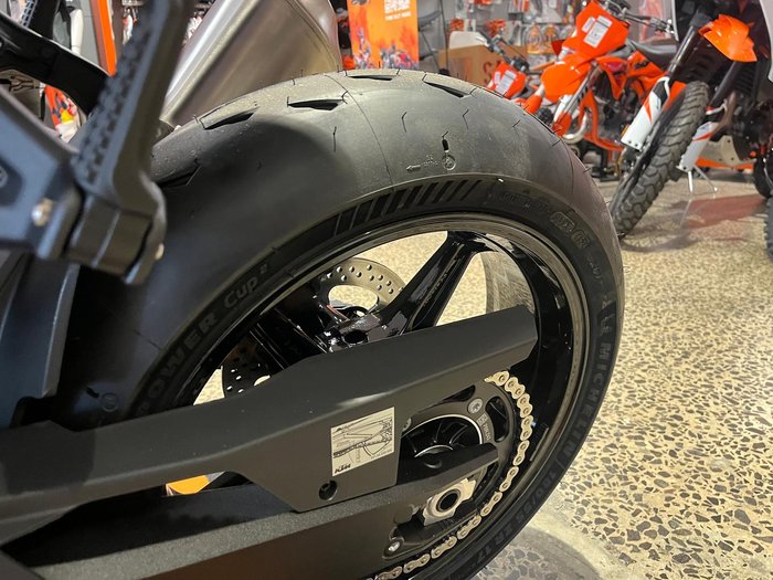 2026 KTM 990 RC R RC Orange