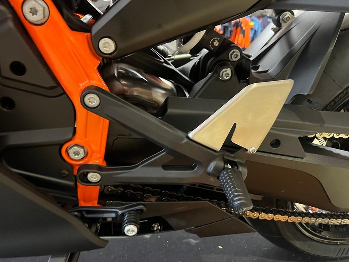 2026 KTM 990 RC R RC Orange