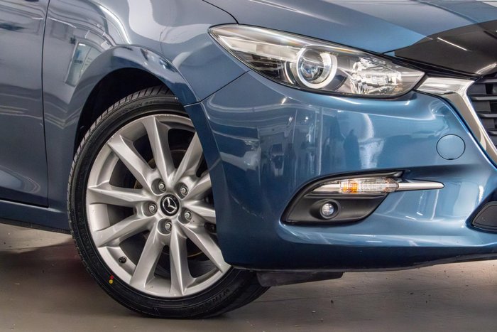 2018 Mazda 3 SP25
