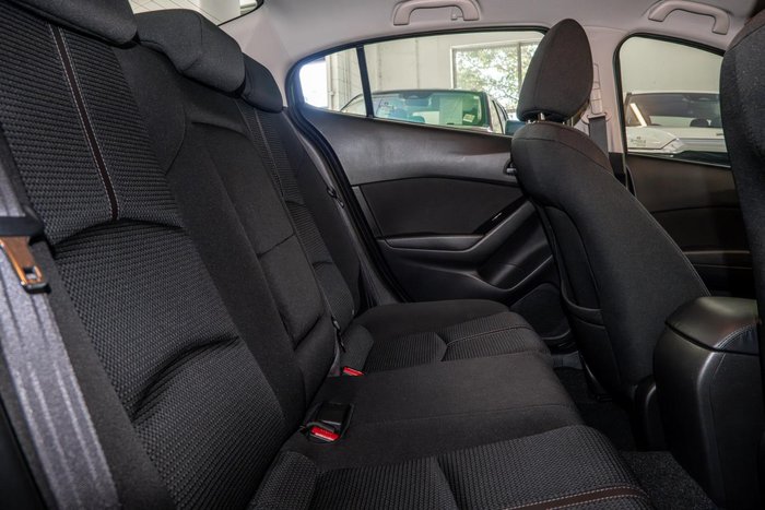 2018 Mazda 3 SP25