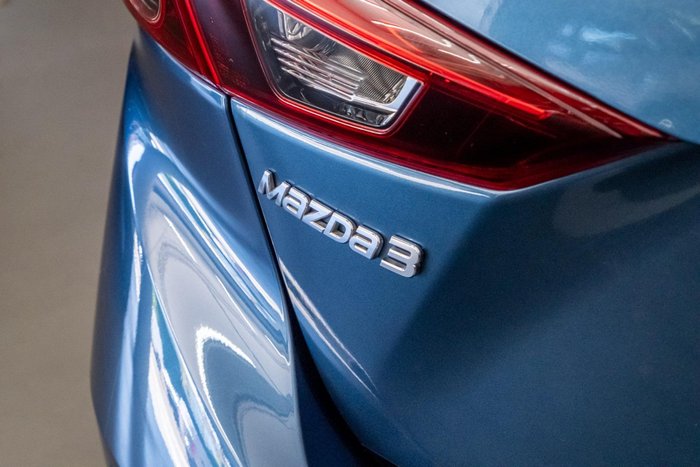 2018 Mazda 3 SP25