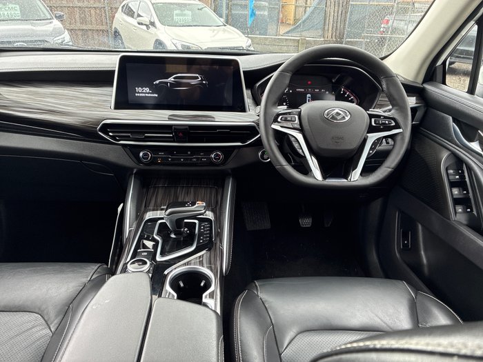 2021 LDV D90 Executive