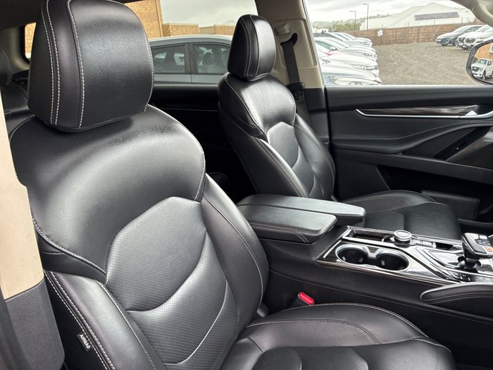2021 LDV D90 Executive
