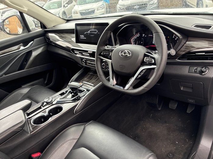 2021 LDV D90 Executive