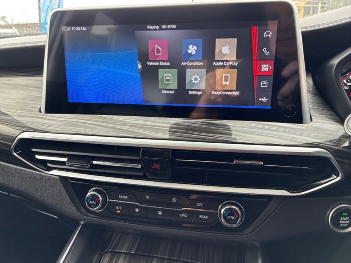 2021 LDV D90 Executive
