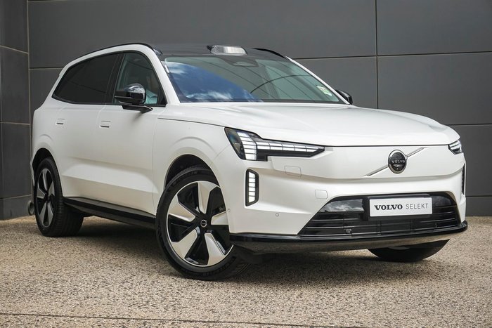 2025 Volvo EX90