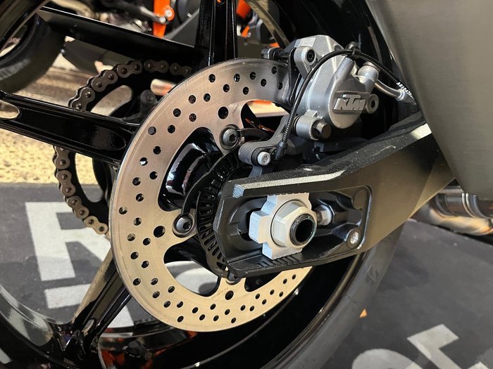 2024 KTM 990 Duke Duke Black