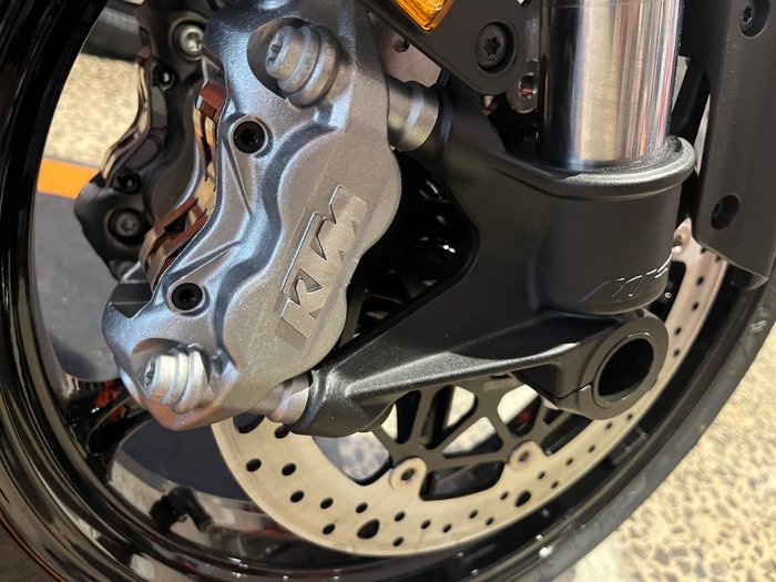 2024 KTM 990 Duke Duke Black