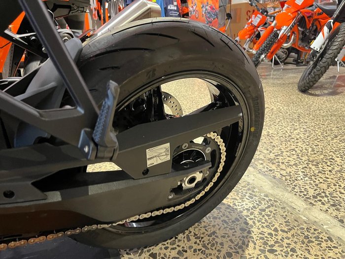 2024 KTM 990 Duke Duke Black