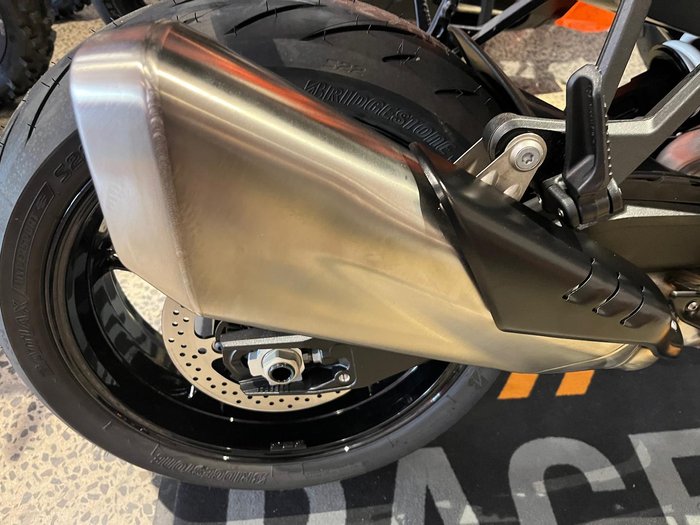 2024 KTM 990 Duke Duke Black