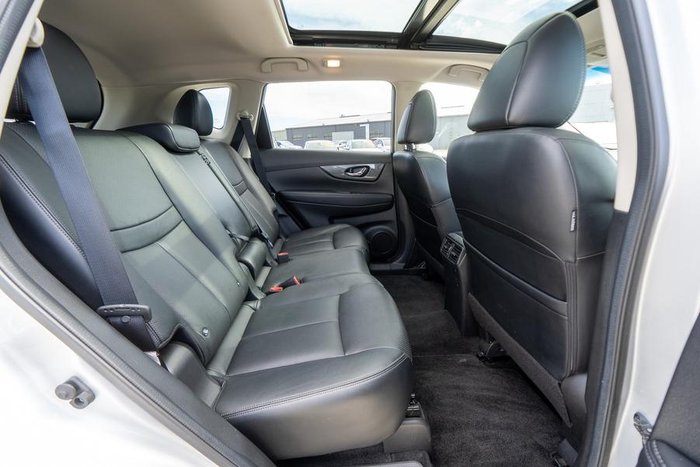 2015 Nissan X-TRAIL TL