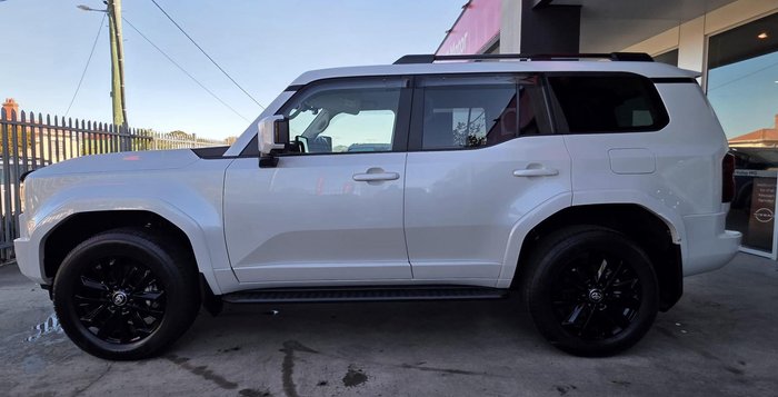 2025 Toyota Landcruiser Prado VX