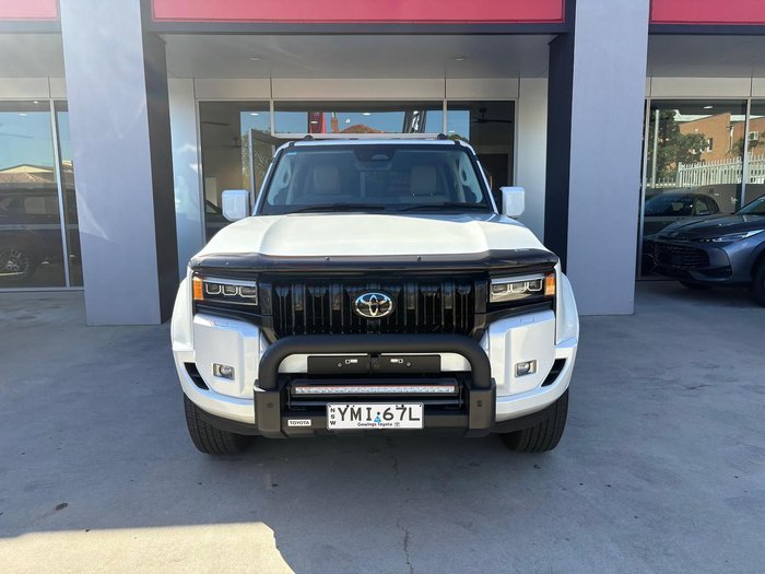 2025 Toyota Landcruiser Prado VX