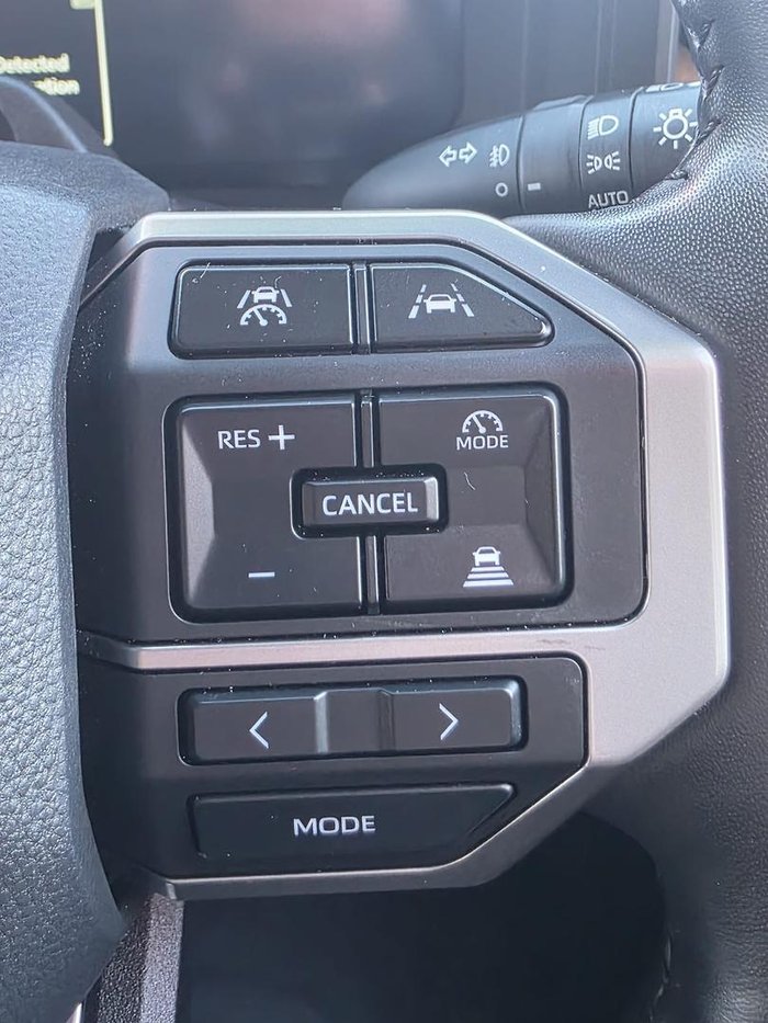 2025 Toyota Landcruiser Prado VX