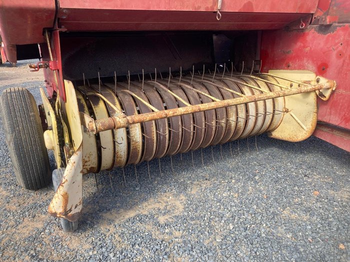 New Holland 317 Rectangular Baler