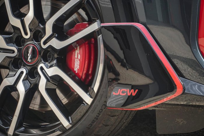 2025 MINI Cooper JCW Favoured