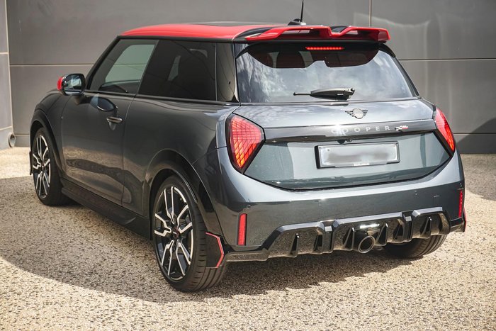 2025 MINI Cooper JCW Favoured
