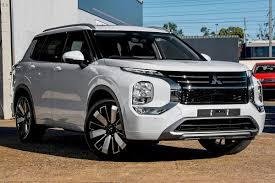 2025 Mitsubishi Outlander PHEV Exceed