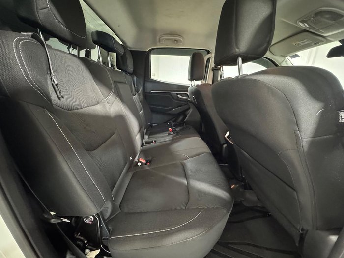 2021 Isuzu D-MAX LS-U