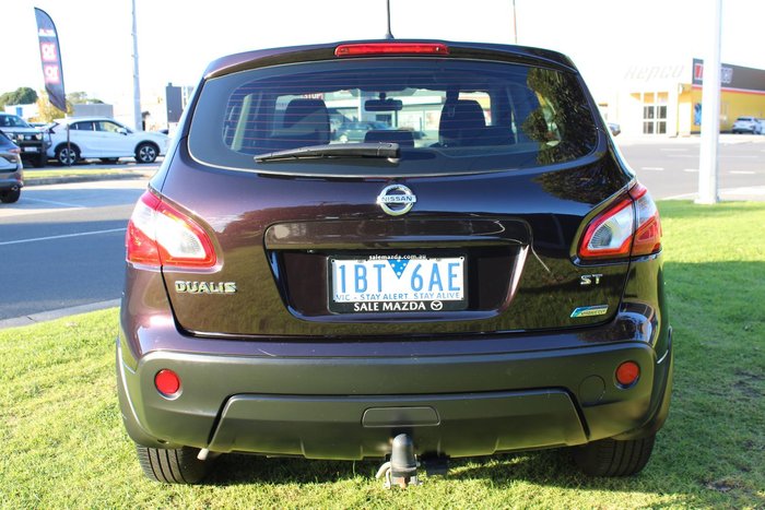2013 Nissan Dualis ST