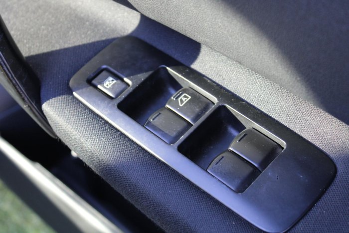 2013 Nissan Dualis ST
