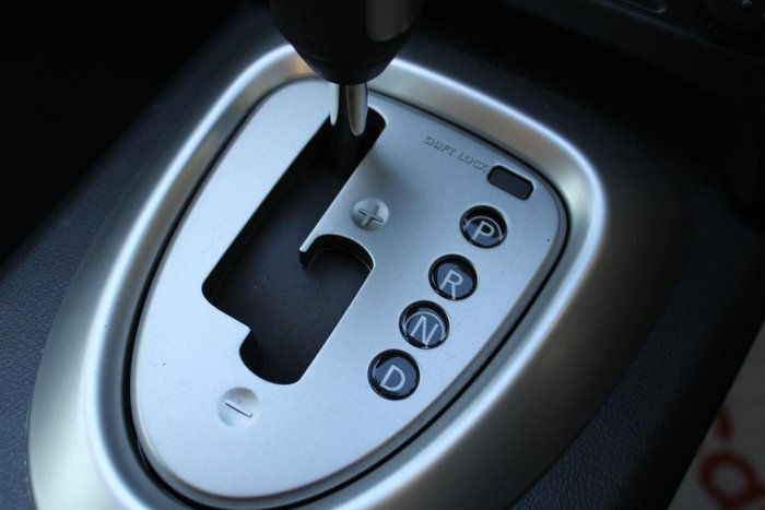 2013 Nissan Dualis ST