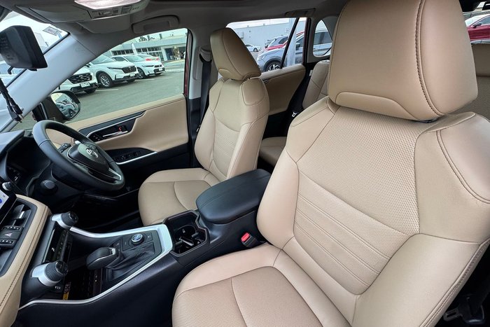 2025 Toyota RAV4 Cruiser