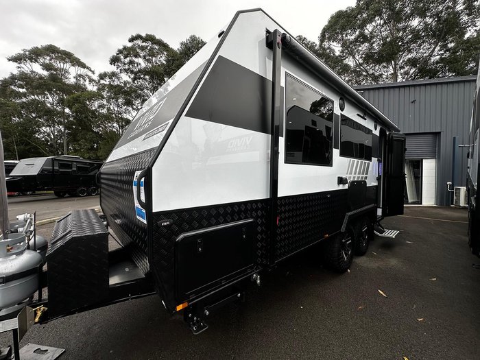 2026 Vivid Caravans Explorer 20ft Cafe Dinette