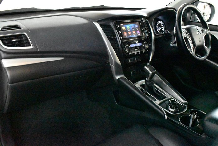 2018 Mitsubishi Pajero Sport GLS