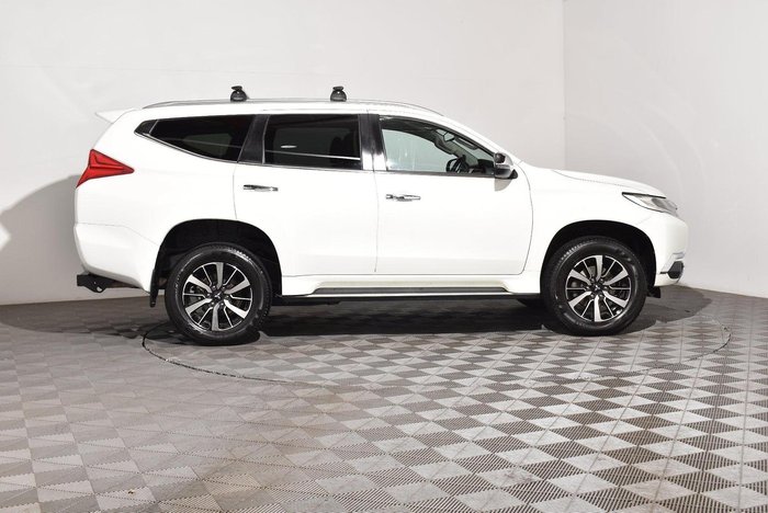 2018 Mitsubishi Pajero Sport GLS