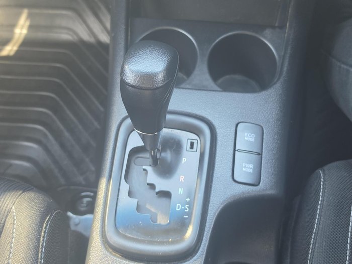2019 Toyota Hilux SR