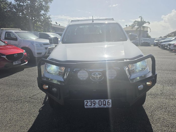 2019 Toyota Hilux SR