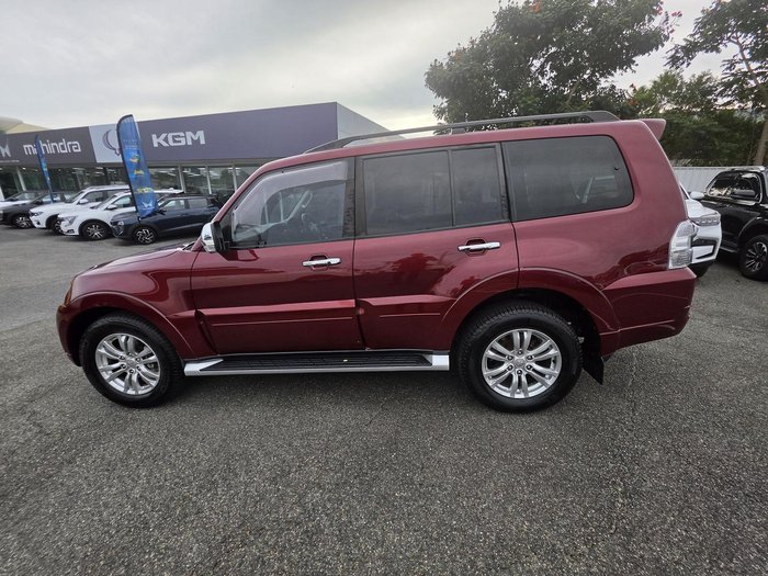 2017 Mitsubishi Pajero GLS