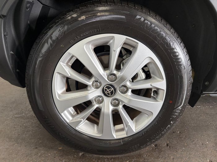 2023 Toyota Yaris Cross GX MXPB10R Tuscan Gold