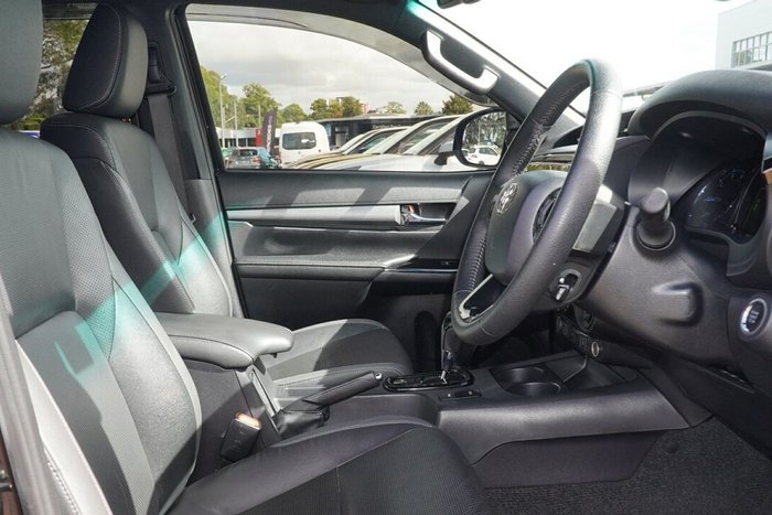 2021 Toyota Hilux Rugged X