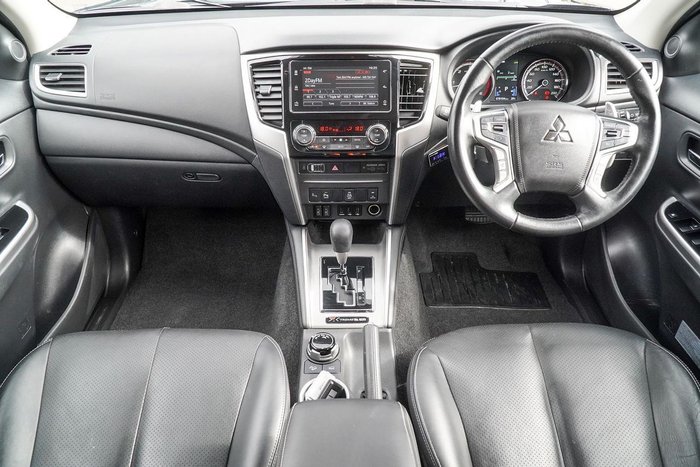 2023 Mitsubishi Triton Xtreme