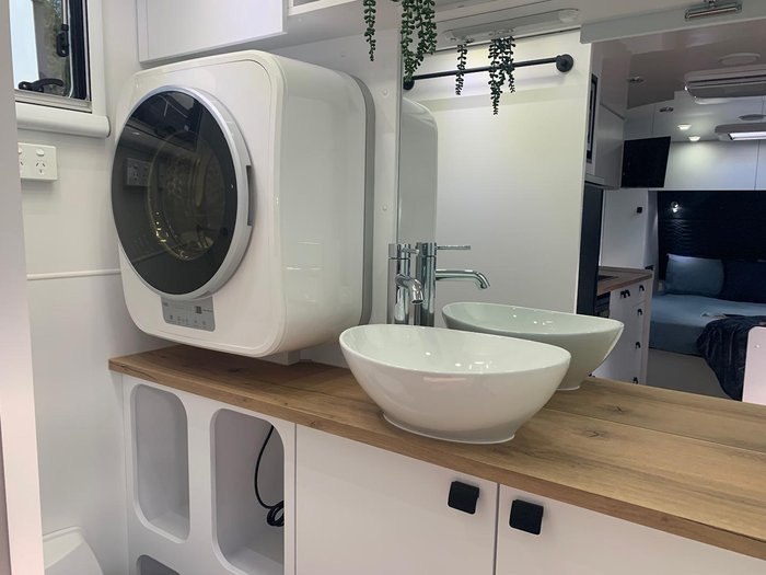 2026 Vivid Caravans Explorer 176 L Shape Lounge