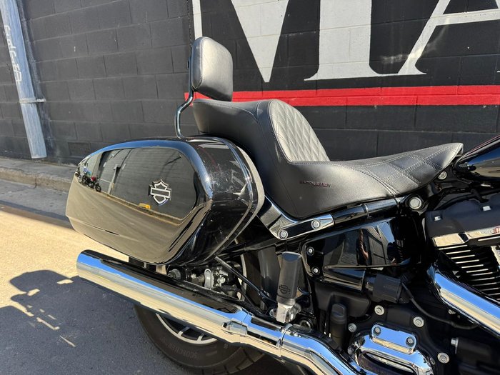 2022 Harley-Davidson Sport Glide 107 (FLSB) Softail Black