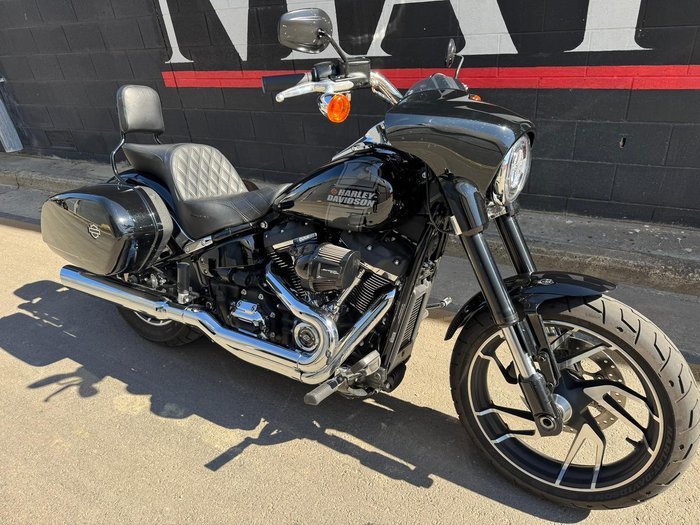 2022 Harley-Davidson Sport Glide 107 (FLSB) Softail Black
