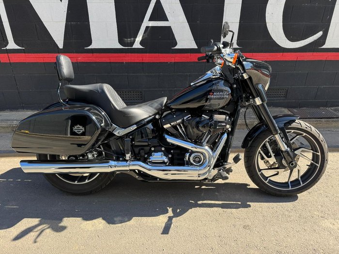 2022 Harley-Davidson Sport Glide 107 (FLSB) Softail Black