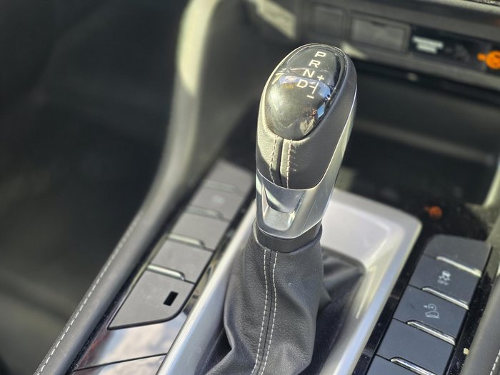 2022 Isuzu MU-X LS-U