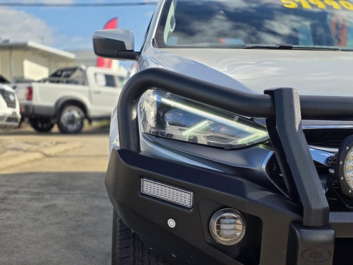 2022 Isuzu MU-X LS-U