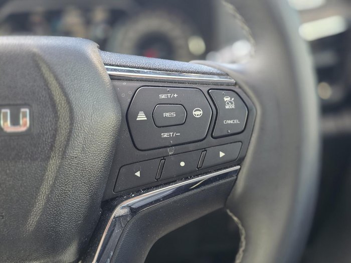 2022 Isuzu MU-X LS-U