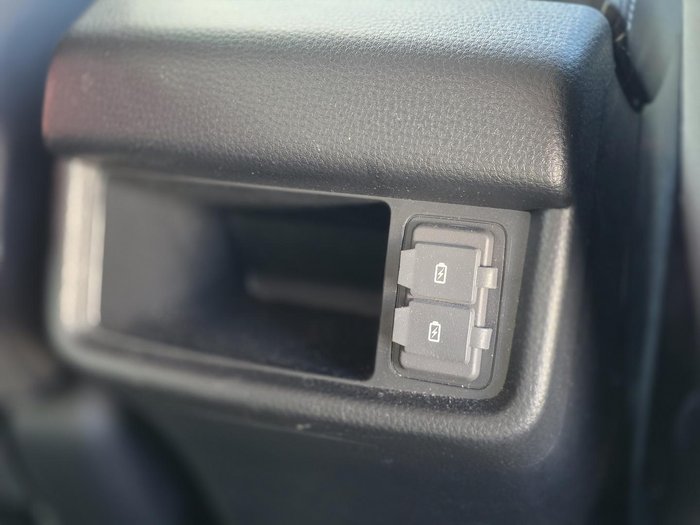 2022 Isuzu MU-X LS-U