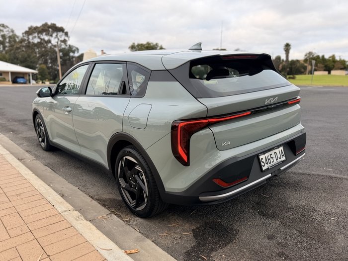 2025 Kia K4 Sport