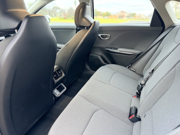2025 Kia K4 Sport