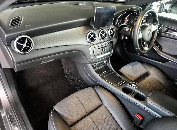 2019 Mercedes-Benz GLA-Class GLA180 Urban Edition X156 Mountain Grey