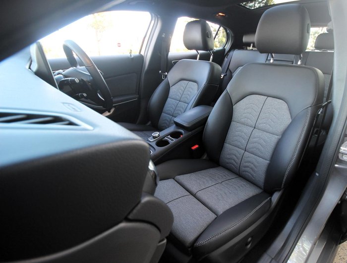 2019 Mercedes-Benz GLA-Class GLA180 Urban Edition X156 Mountain Grey