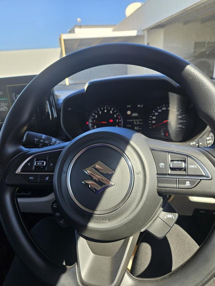 2025 Suzuki Swift Hybrid UZ Pure White